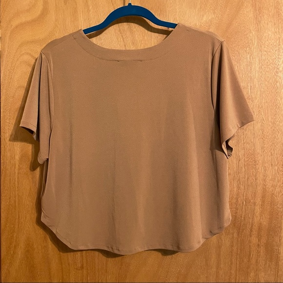 Express One Eleven Tie Front Crop Top - Picture 3 of 3